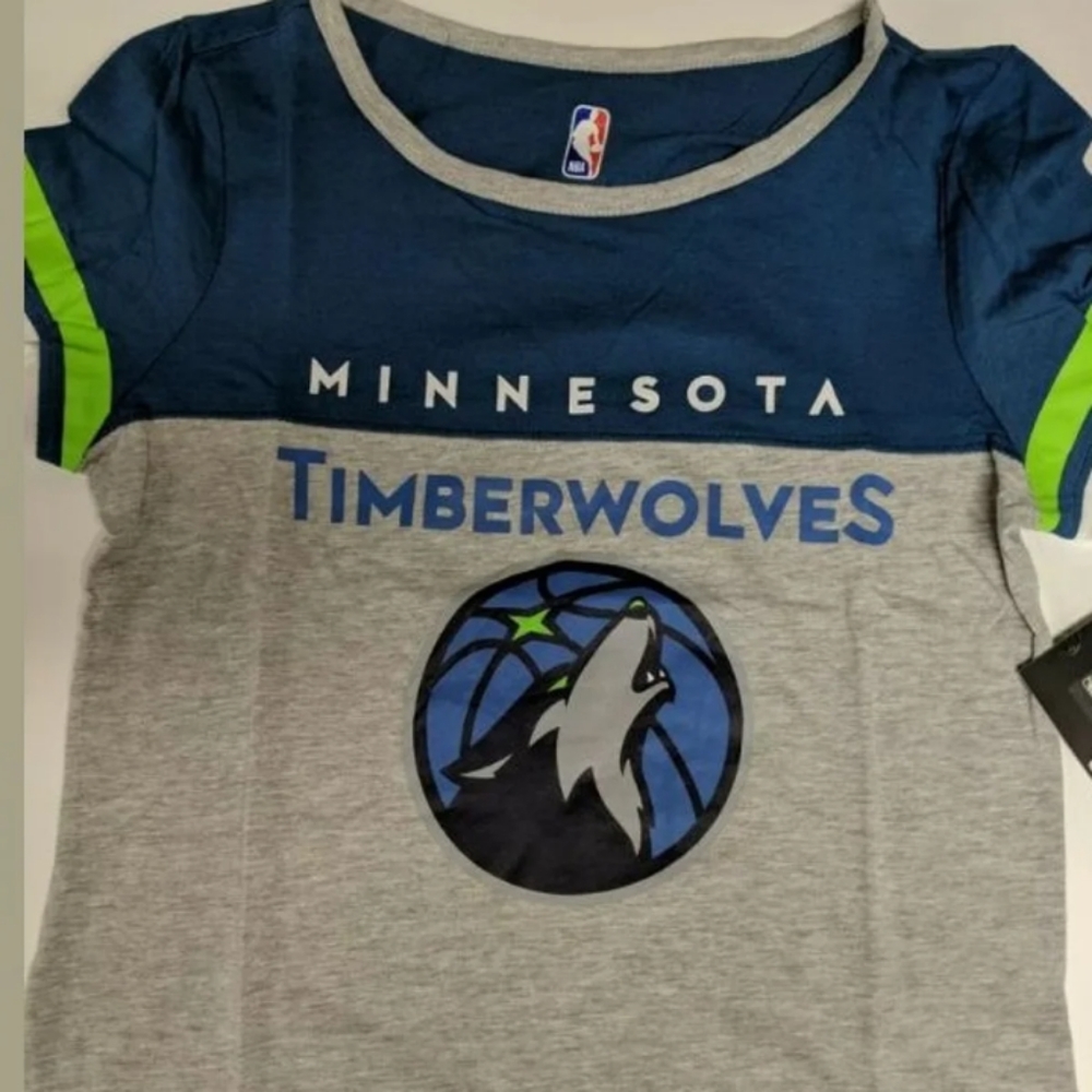 NBA UNK Minnesota Timberwolfs Women's sz M T-Shirt Raglan Baseball 3/4 Sleeve - Picture 9 of 11